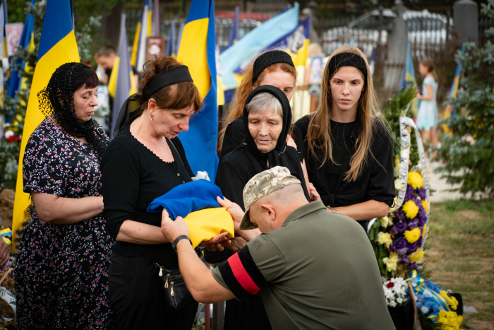 В Ужгороді сьогодні, 30 серпня, в останню земну дорогу проводжали 51-річного солдата Сергія Стрижака