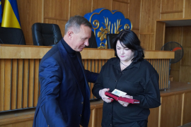 Рідним ужгородських Героїв вручили державні нагороди, якими воїнів відзначено посмертно