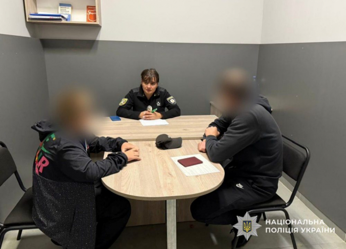 У Мукачеві підліток стріляв зі спортивно-тренувального револьвера — поліція притягнула батьків до відповідальності

