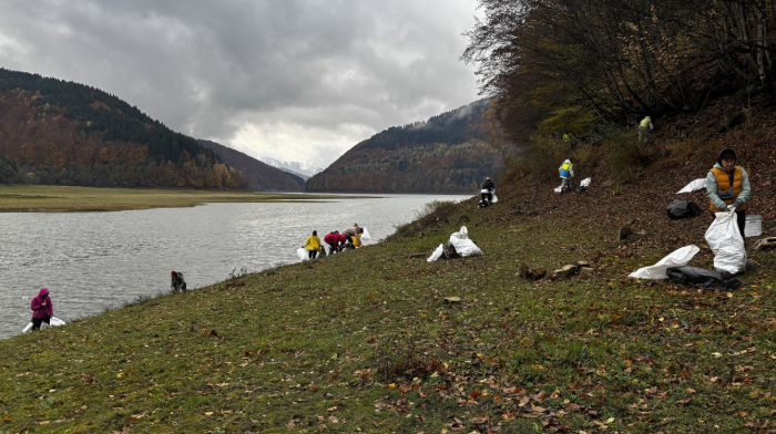 Екопікнік Chysto.de: на Вільшанському водосховищі активісти зібрали понад 120 мішків відходів
