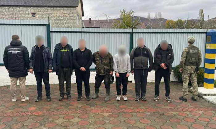 На Закарпатті прикордонники затримали дві групи порушників з «провідником»