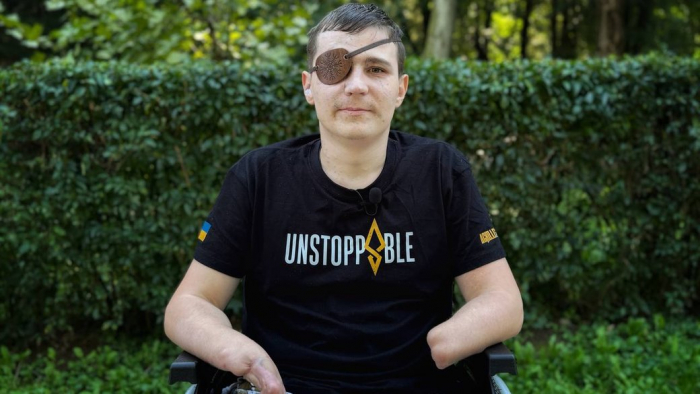 "Коли ти отримав зір повторно, ти дивишся на цей замилений світ інакше": інтерв'ю з ветераном війни Михайлом Філоненком