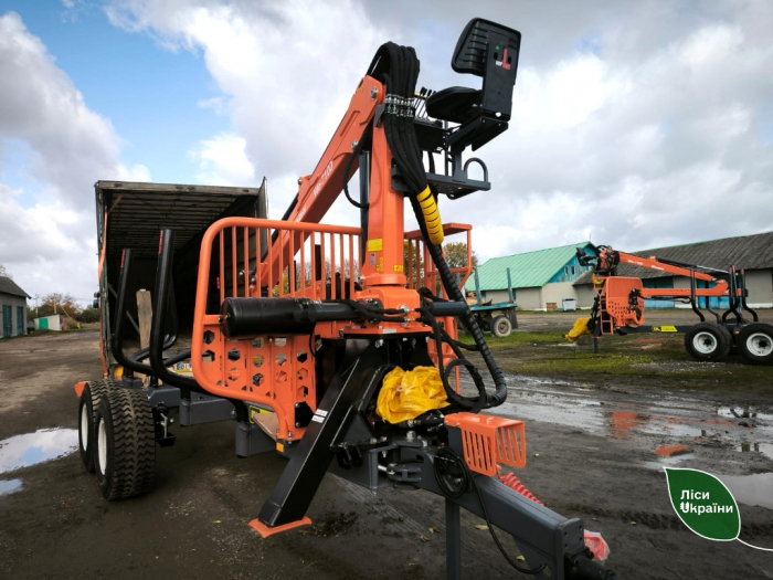Інвестиції в лісогосподарське виробництво: лісівники Карпатського лісового офісу працюватимуть з новою технікою