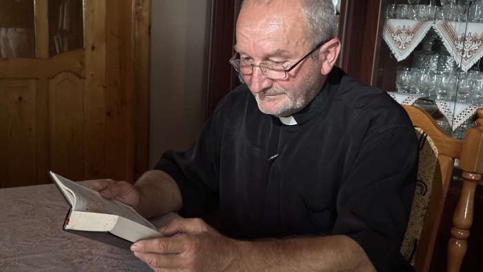 "Ми не можемо щось дати, якщо самі цього не маємо", — Василь Мандзюк про роботу капелана в тилу