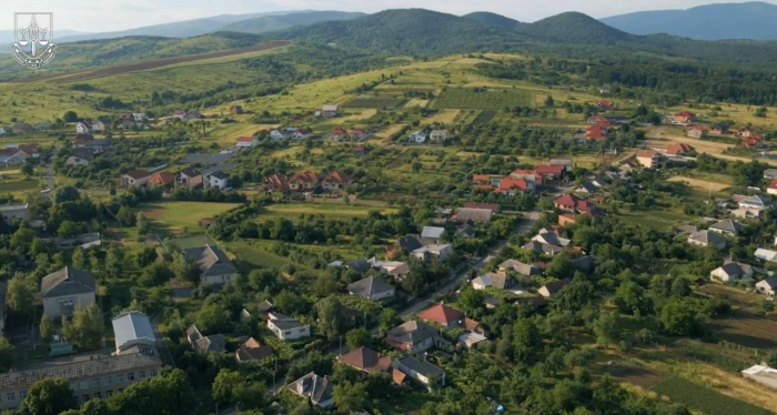 Прокурори Закарпаття попередили незаконне вибуття з державної власності понад 4,4 тис. га земель держпідприємства

