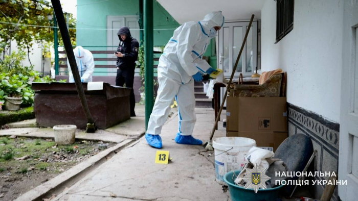 Поліція Берегівщини розкрила подвійне вбивство пенсіонерів: затриманому загрожує довічне ув'язнення 

