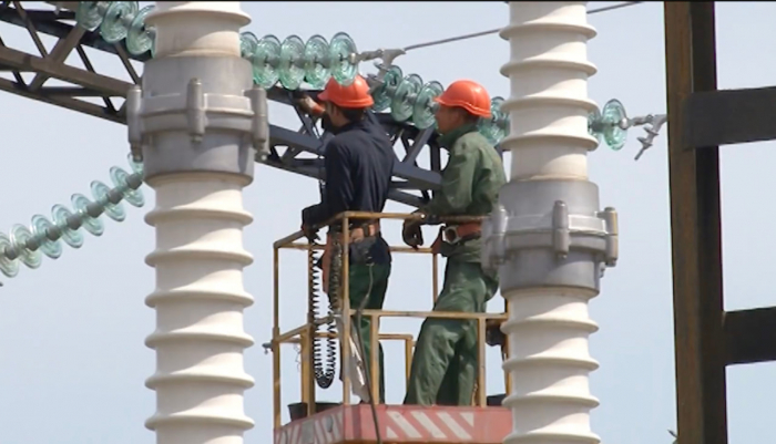 Вимикають, щоб не зникло зовсім: закарпатцям пояснили, навіщо потрібні графіки відключень світла?