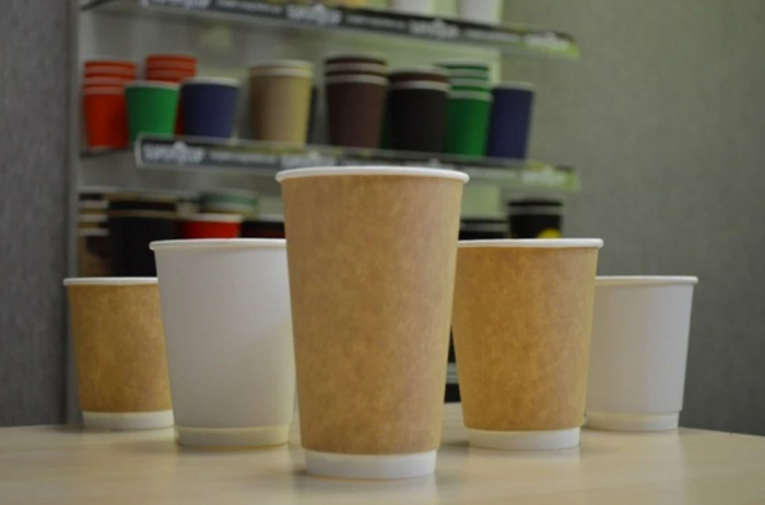 Чи використовується хімія у виробництві двошарових стаканів
