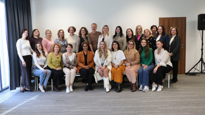 20 психологинь і психотерапевток із Закарпаття, Одеси та Херсона пройшли у Братиславі триденний інтенсив із наративно-експозиційної терапії (NET)