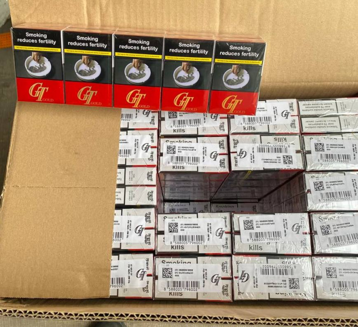 Закарпатські митники зупинили зухвалу спробу завезти в Україну «благодійні сигарети» на 3,5 млн грн

