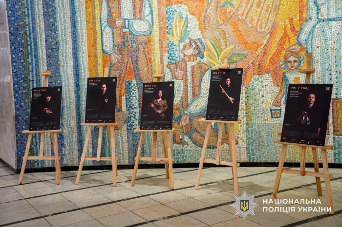  В Ужгороді проходить фотовиставка в межах кампанії «16 днів проти насильства»

