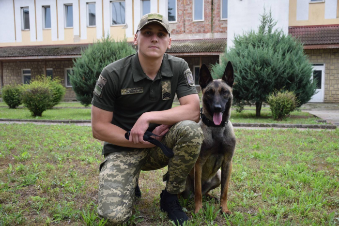 Завдяки побратимам 23-річний військовослужбовець вижив у бою і продовжує службу у прикордонному відомстві на Закарпатті