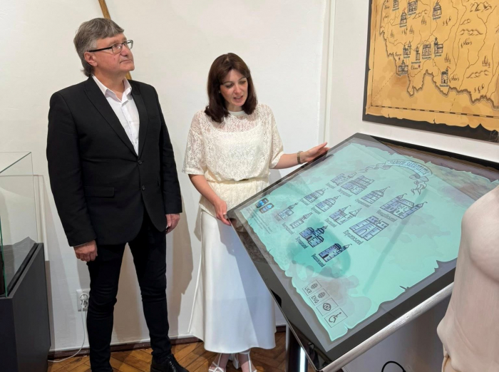 «Замки Закарпаття»: в краєзнавчому музеї ім. Т. Легоцького відкрили нову експозицію
