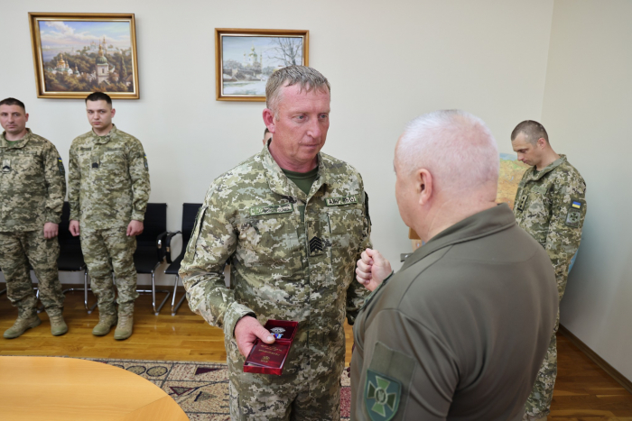 Військовослужбовця Мукачівського прикордонного загону нагороджено державною відзнакою

