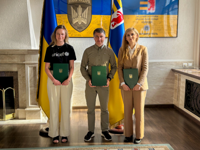 На Закарпатті підписали меморандум для розвитку сімейних форм виховання дітей

