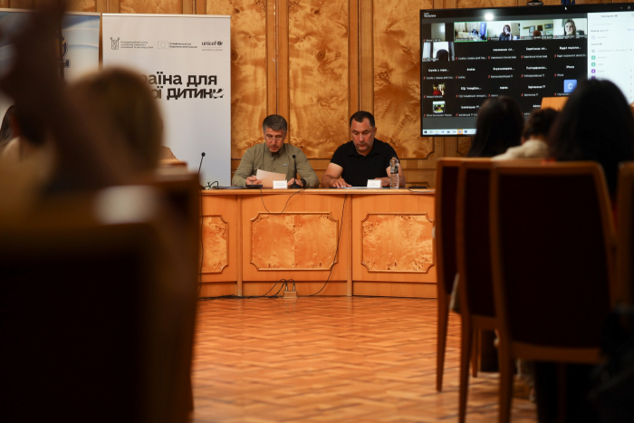 В ОВА обговорили реалізацію на Закарпатті Стратегії забезпечення права кожної дитини в Україні на зростання в сімейному оточенні 