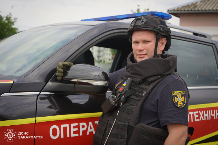 Герої без зброї: сапер Сергій Бабич про повернення на службу, складні виїзди та дружбу з ПОМкою