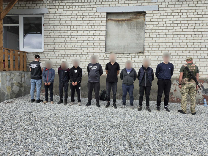 На Закарпатті п'ятеро чоловіків намагалися дістатися Румунії гірською ділянкою кордону

