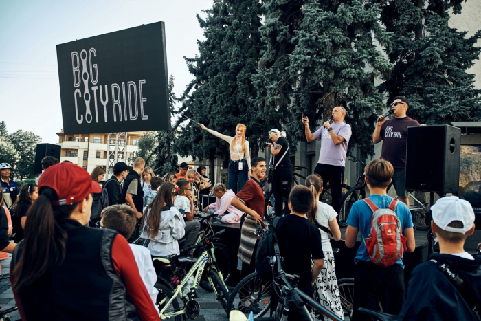 В Ужгороді відбувся благодійний велозаїзд до Дня Незалежності
