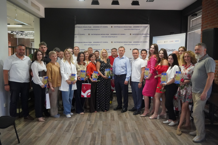 Богдан Андріїв привітав піприємців із професійним святом та вручив грамоти