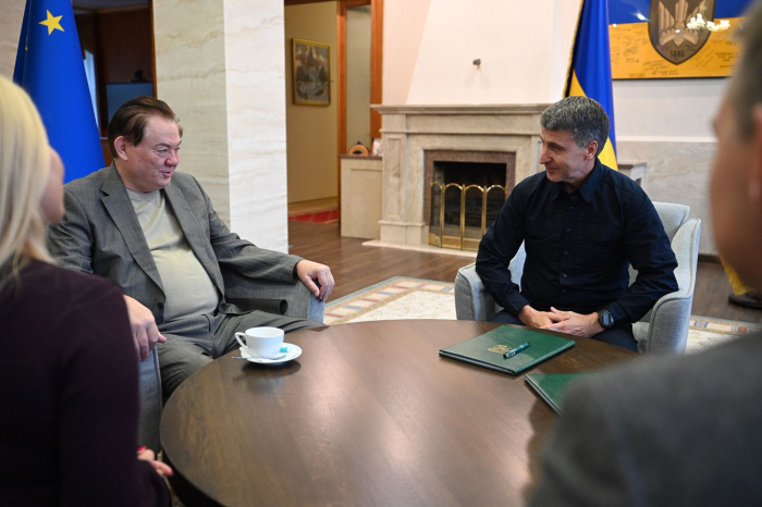 Закарпатська ОВА налагоджує співпрацю із Національною академією медичних наук України