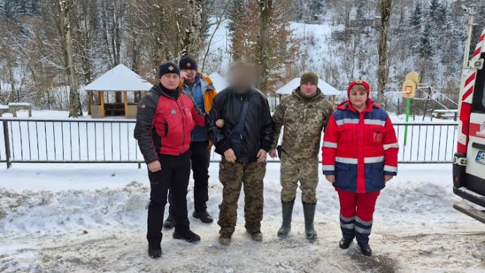 Житель Полтавщини ледь не загинув у горах на Закарпатті: допомогли рятувальники та прикордонники