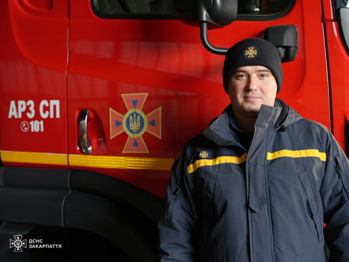 Герої без зброї: старший водій Іван Волошин про те, що кожен виїзд це відповідальність за техніку і людей, які її очікують