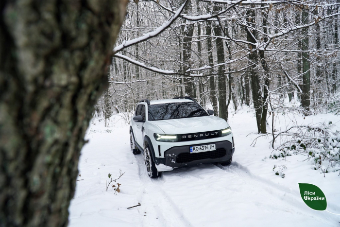 Лісівники «Карпатського лісового офісу» отримали новий автотранспорт для посилення патрулювання лісових масивів