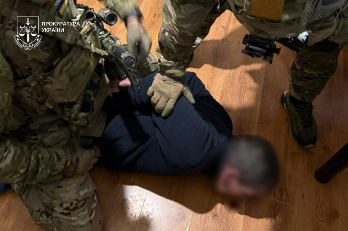 Збір розвідданих для ворога, в тому числі - про удар Орєшніком. На Закарпатті затримано двох чоловіків