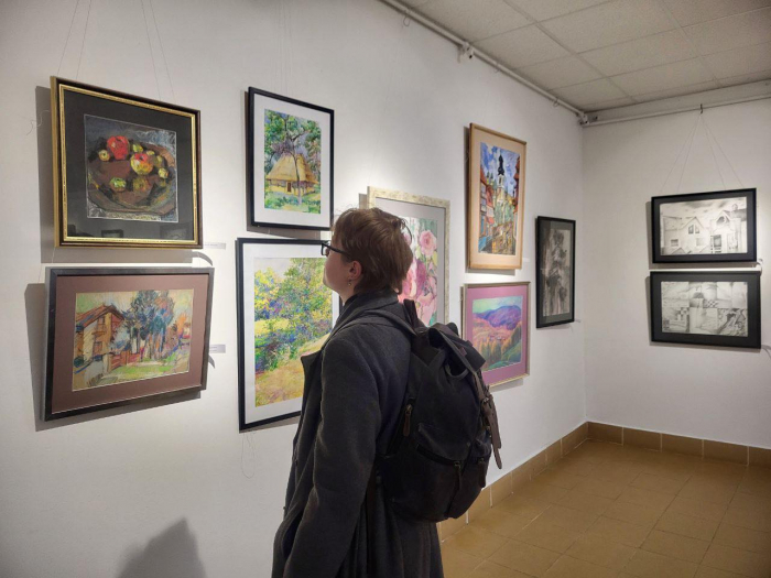 У галереї «Ужгород» триває традиційна обласна виставка графіки «Графічне Закарпаття 2026»