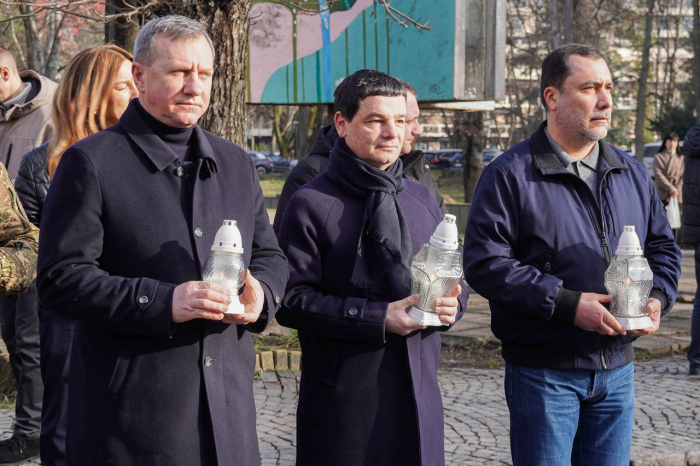 В Ужгороді вшанували пам'ять Героїв Небесної Сотні