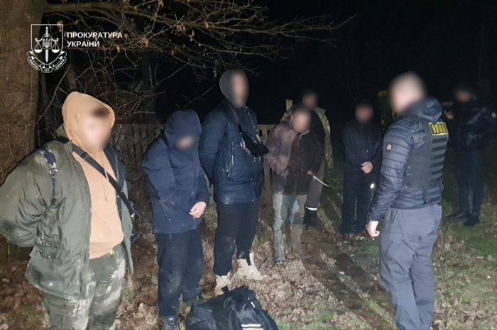 Незаконний бізнес на ухилянтах: на Берегівщині взято під варту місцевого переправника

