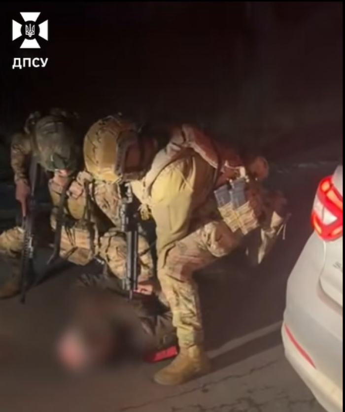 Двох переправників затримали на Закарпатті прикордонники разом зі співробітниками поліції та СБУ

