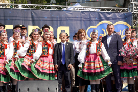 Надзвичайний і Повноважний Посол Японії в Україні Масаші Накаґоме завітав на відкриття "Сакура Фесту" в Ужгороді