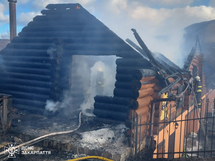 Вогнеборці Ужгородщини запобігли знищенню житлового будинку
