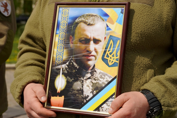 В Ужгороді сьогодні попрощалися із загиблим захисником України