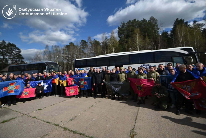 Повернулися додому: серед звільнених із полону – п’ятеро захисників із Закарпаття