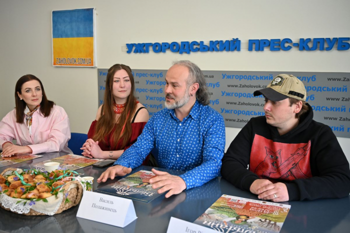 На благодійному фестиваль «Бельтайн» в Ужгороді пропонуватимуть кукоців, борщ з равликів, співатиме "Мертвий півень"