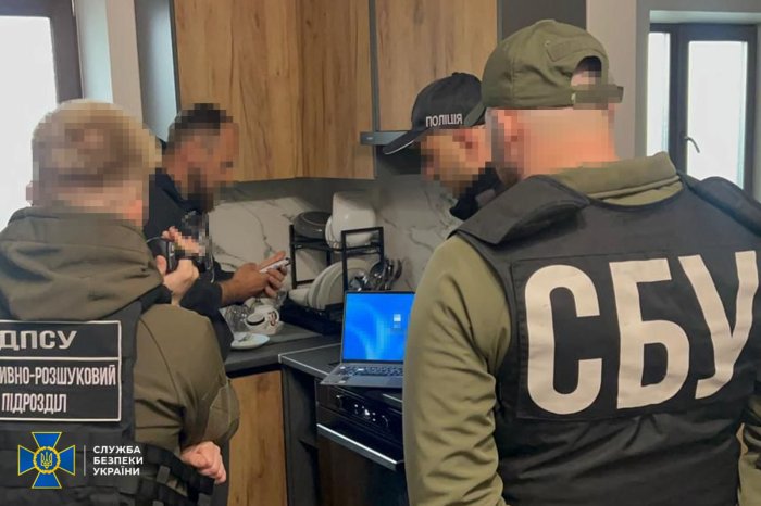СБУ та Нацполіція викрили інтернет-агітатора, який розпалював антисемітські настрої на Закарпатті