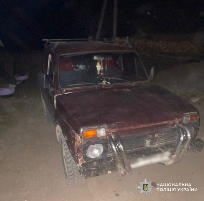 На Хустщині поліція затримала п'яного водія, який скоїв наїзд на мотоцикліста і втік з місця події

