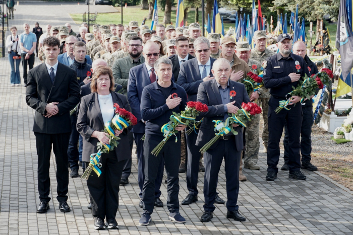В Ужгороді відбулися меморіальні заходи до Дня пам’яті та перемоги над нацизмом у Другій світовій війні