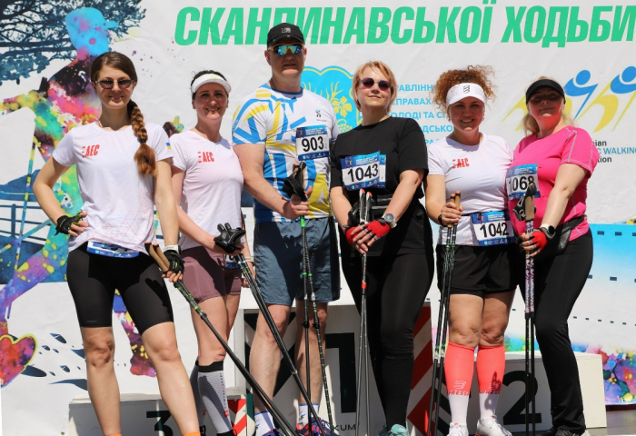 В Ужгороді вперше проходить Відкрита першість міста та чемпіонат Закарпатської області зі скандинавської ходьби