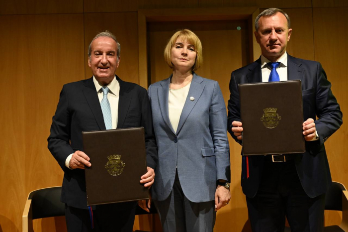 Богдан Андріїв: "Ужгород та португальське місто Майа відтепер офіційно міста-побратими"