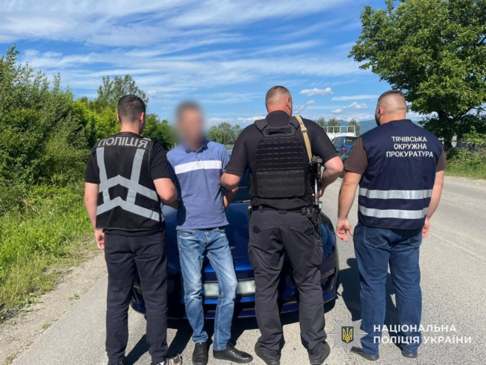 Поліція Рахівщини затримала торговця метамфетаміном – йому повідомлено про підозру
