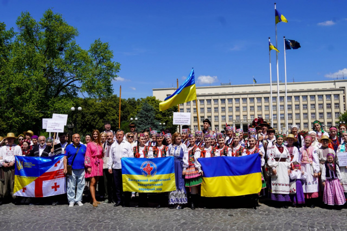 Заслужений академічний Закарпатський народний хор отримав статус національного