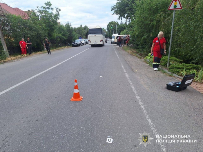 Поліція Берегова розслідує ДТП за участі «швидкої» та малолітнього хлопчика-пішохода
