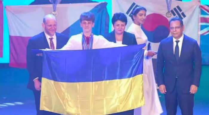 Десятикласник із Закарпаття став переможцем Міжнародної хімічної олімпіади (IChO 2026), що завершилася в Узбекистані