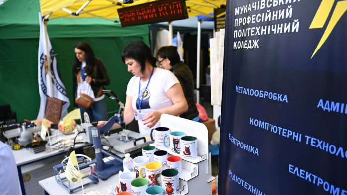 Вакансій майже втричі більше, ніж офіційно зареєстрованих безробітних: кого найбільше шукають роботодавці на Закарпатті