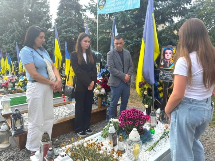 В Ужгороді презентували книжку «Остання зйомка серця» про Павла Білецького та інших полеглих медійників
