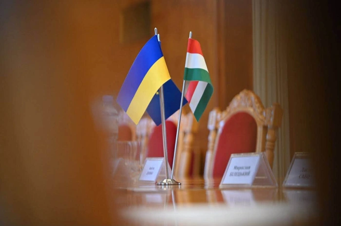 Закарпаття підписало протокол про співпрацю з угорським комітатом Гевеш